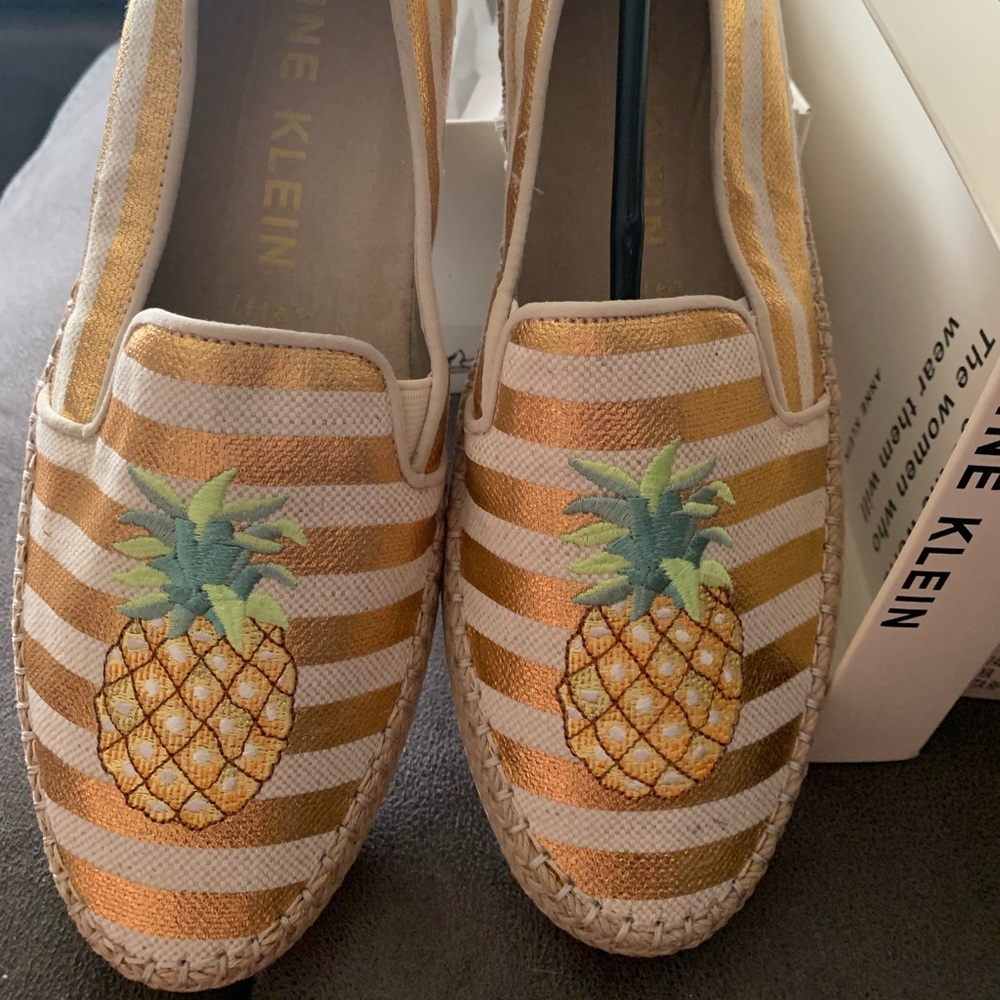 ANNE KLEIN IFLEX ZARENNA Pineapple Sz 10